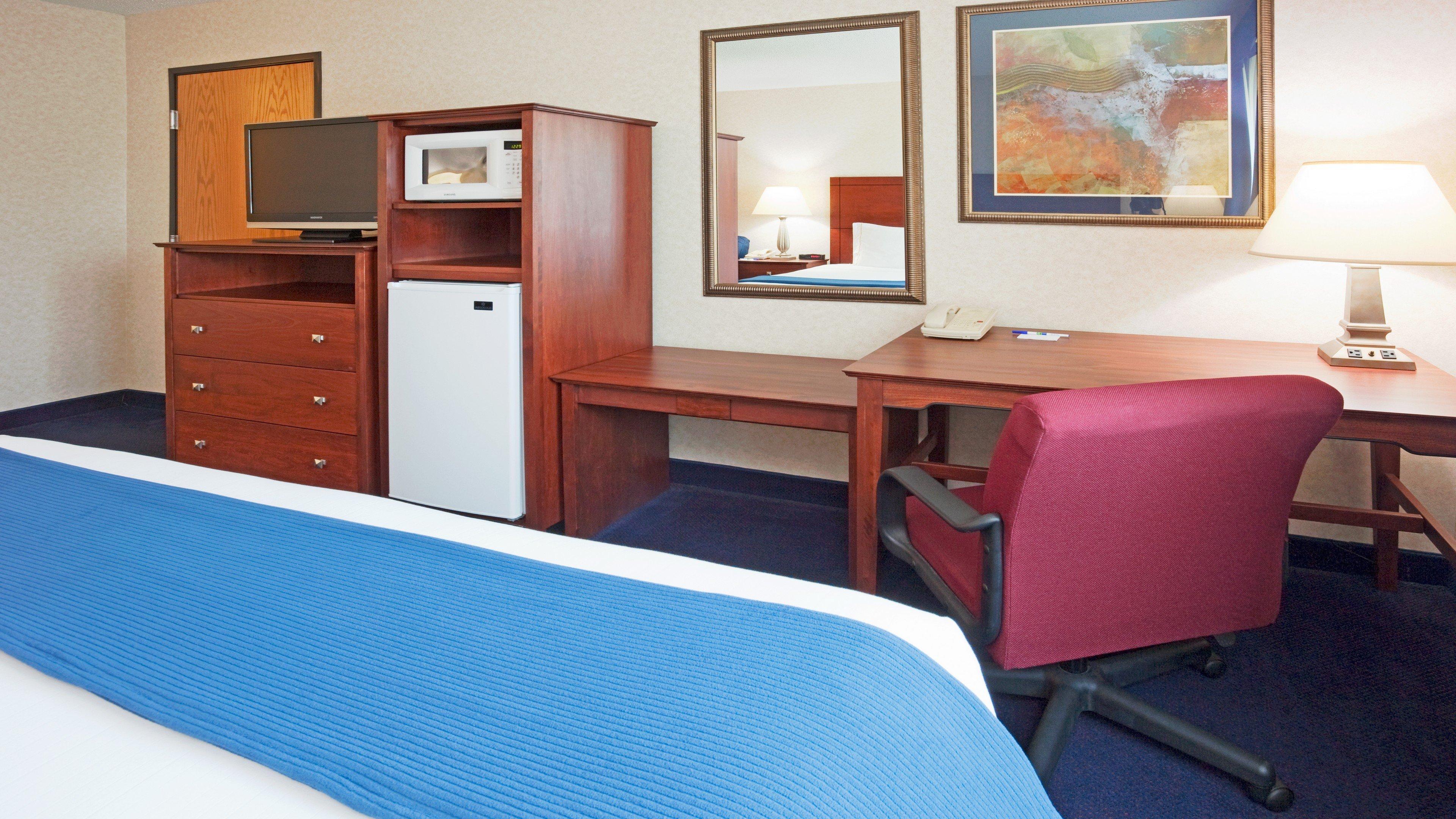 Holiday Inn Express Deforest By Ihg Exterior foto